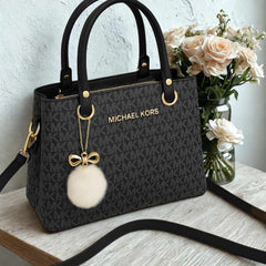 M.K High Quality Shoulder Bag With Handle ( Tote Or Shoulder )